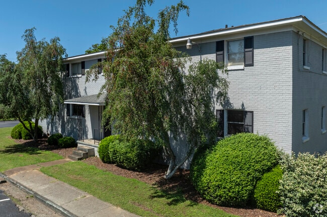Mirabeau Apartments