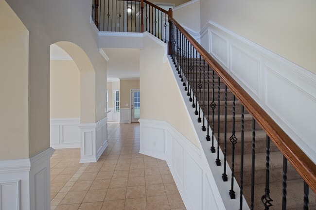 Photo - 678 Red Oak Ln