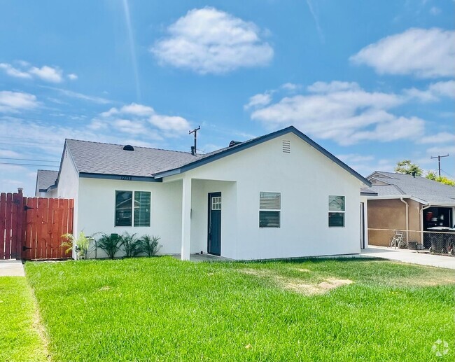 Building Photo - Oracle Street Unit 12158 Oracle St Rental