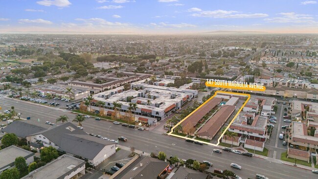 Photo - 147 S Magnolia Avenue