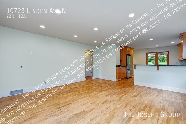 Photo - 10723 Linden Ave N