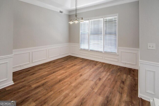 Photo - 258 Brookcliff Dr NE