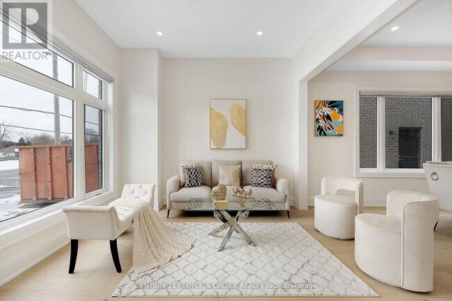 Photo - 8915 Heritage Rd