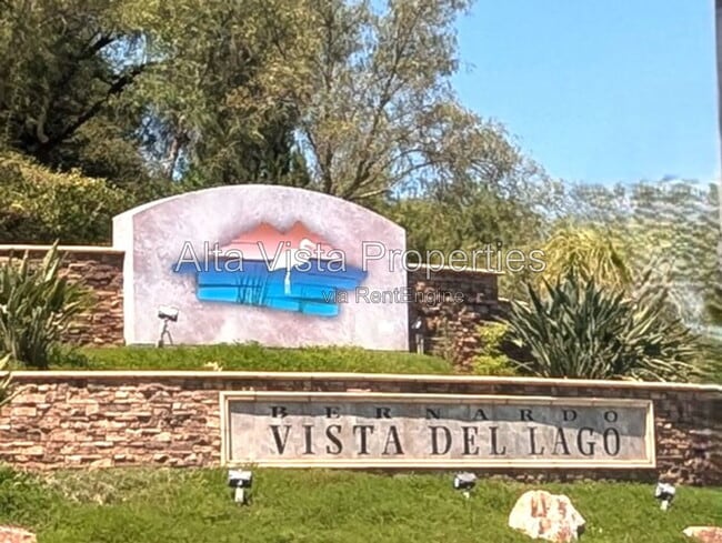 18580 Caminito Pasadero