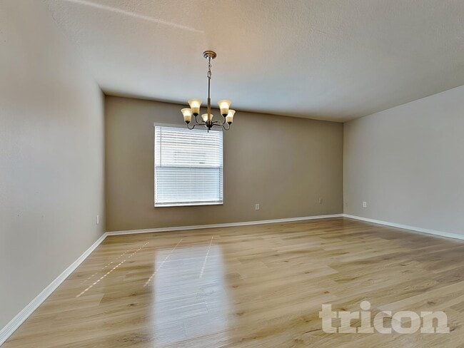 Photo - 30801 Temple Stand Ave