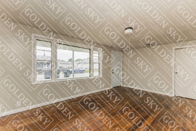 Photo - 2908 S Monroe St