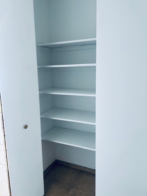 Photo - 1450 E 55th Pl Unidad 518S