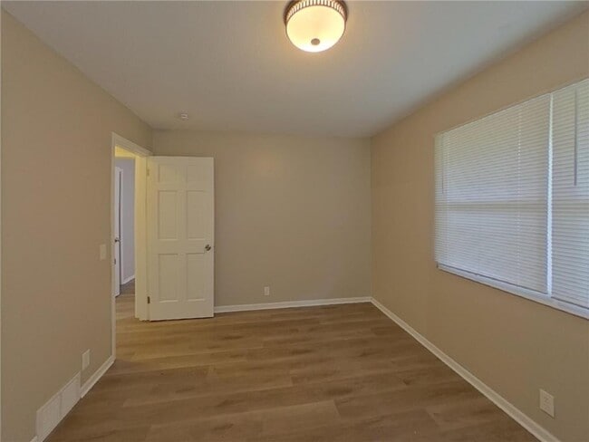 Photo - 16358 Crosstown Blvd NW