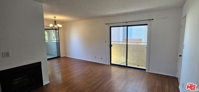 Photo - 2349 S Bentley Ave Unit 3