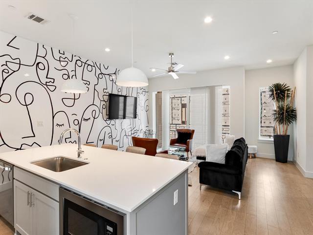 5605 Bryan Pkwy