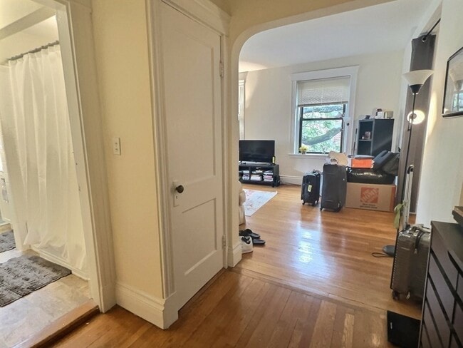 Photo - 7 Naples Rd Unit 5