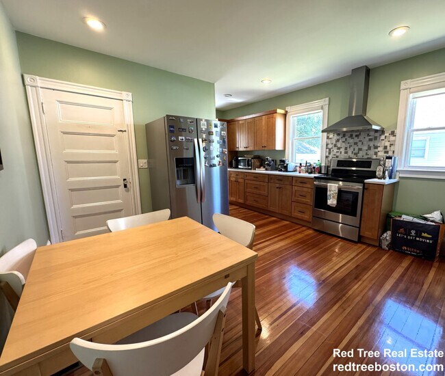 Photo - 23-25 Fuller St. Unit 1 Unit 1