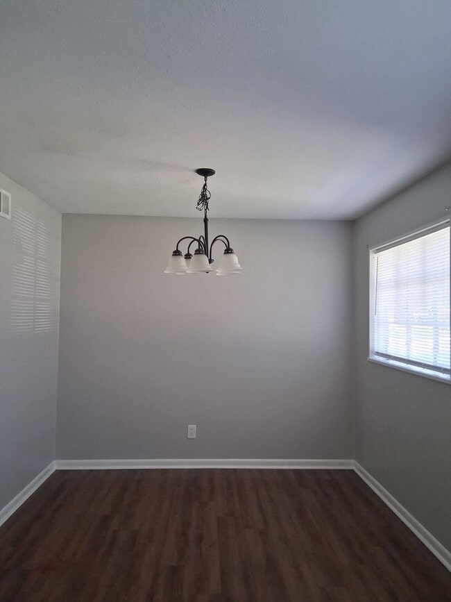 Photo - Great 3 bedroom 2 bath home for rent