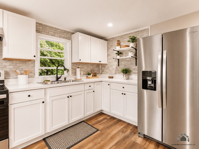 Photo - Spacious 3-Bedroom, 2-Bathroom Home – Heat Included!!!