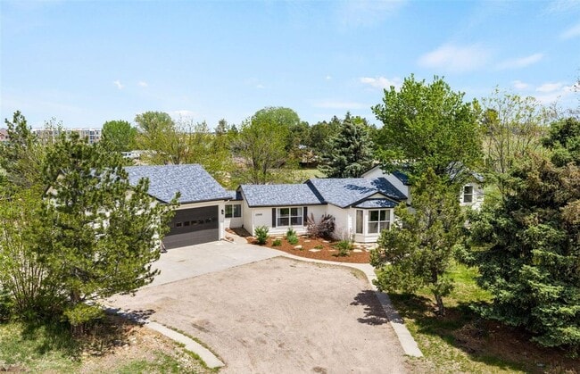 Photo - Grand View Estates - 4bd 4ba 2acres FOR RENT!