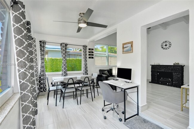 Photo - 1205 NW 3rd Ave Unidad A