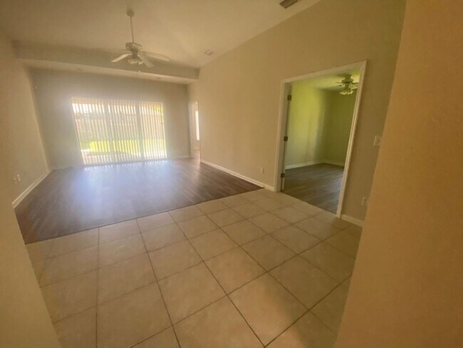 Photo - Great 3/2/1 duplex with a private driveway...