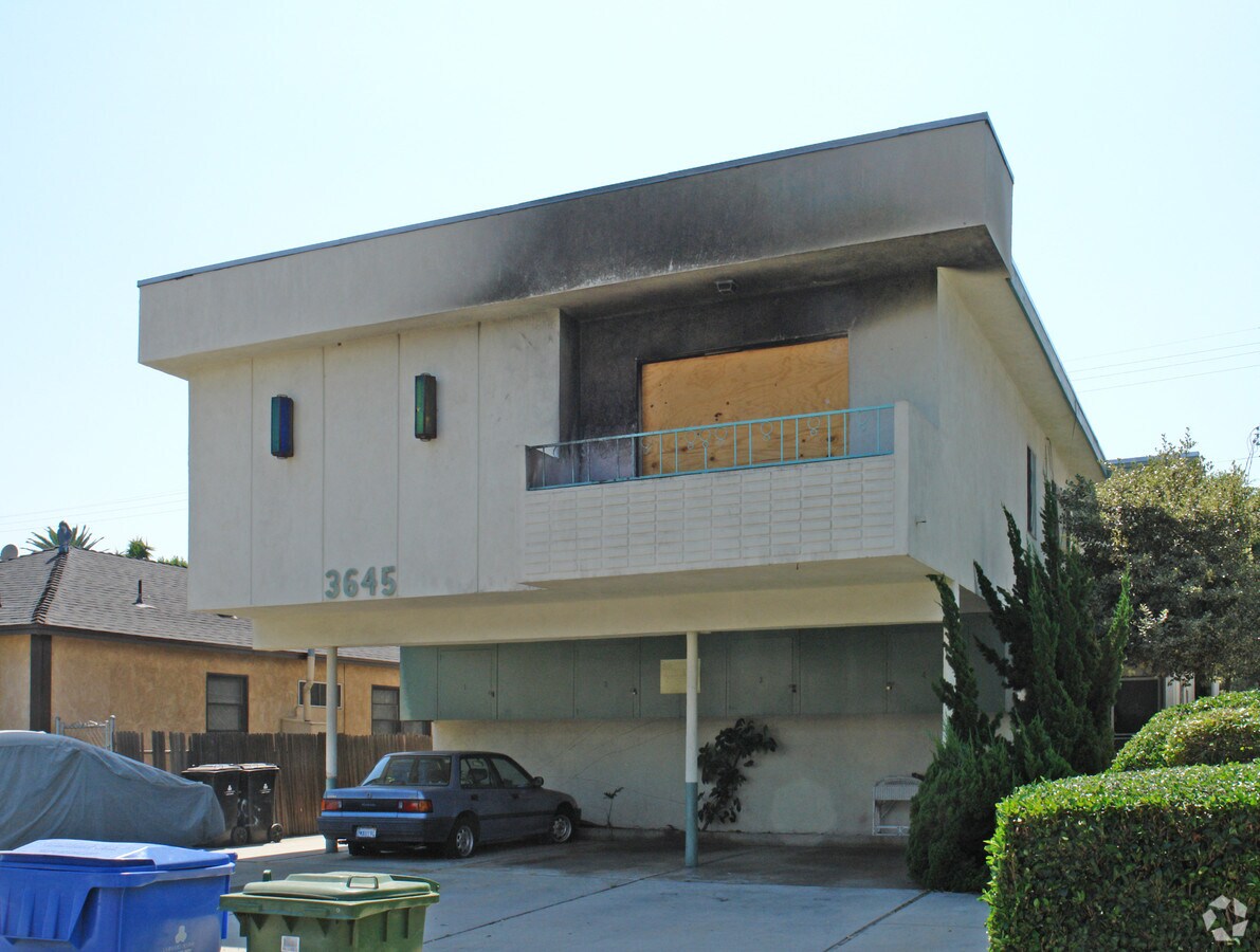 Photo - 3645 Veteran Ave
