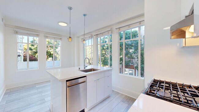 Photo - 3272 21st St Unit 102