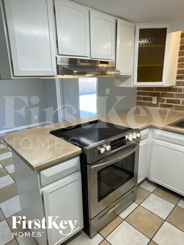 Photo - 509 W 3rd Pl