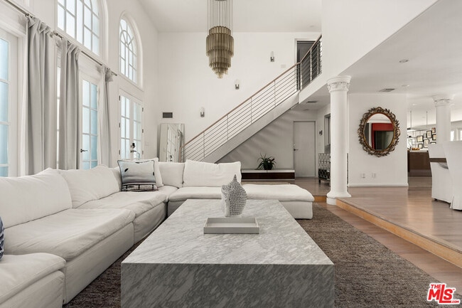 8020 Zeus Dr