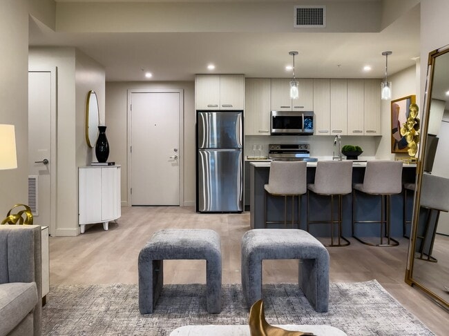 Building Photo - Aspire