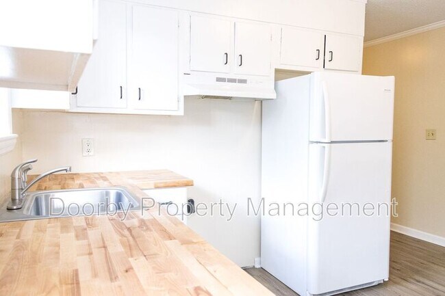 Photo - 807 Henderson Ave Unit 807 B