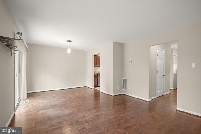 Photo - 12405 Gooderham Way