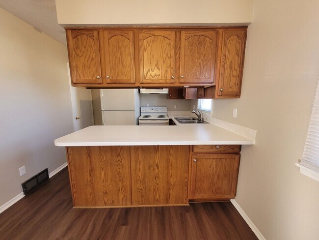 Photo - 4823 NW Aurora Ave. Unidad 4823 NW Aurora Avenue