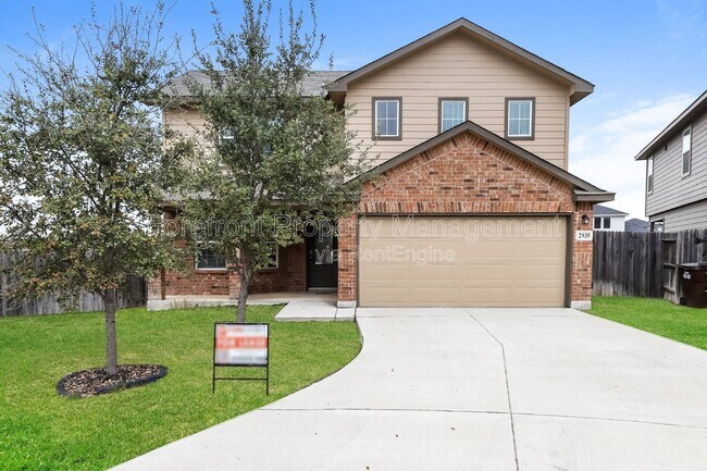 Building Photo - 2935 Thackery Groove