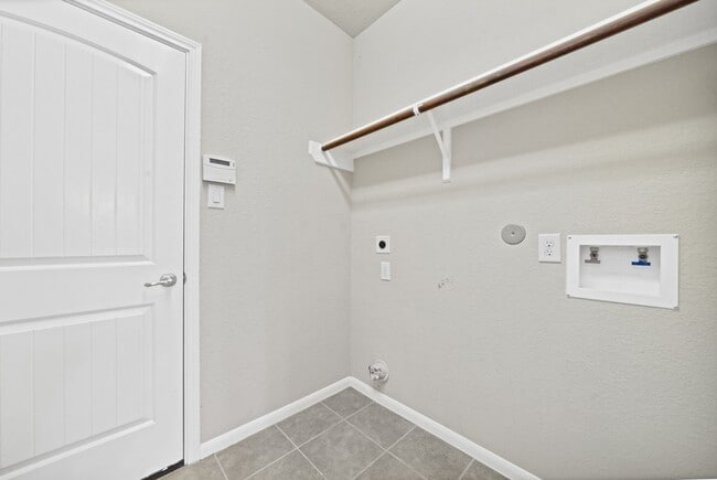 Photo - 107 Autumn Forest Ln