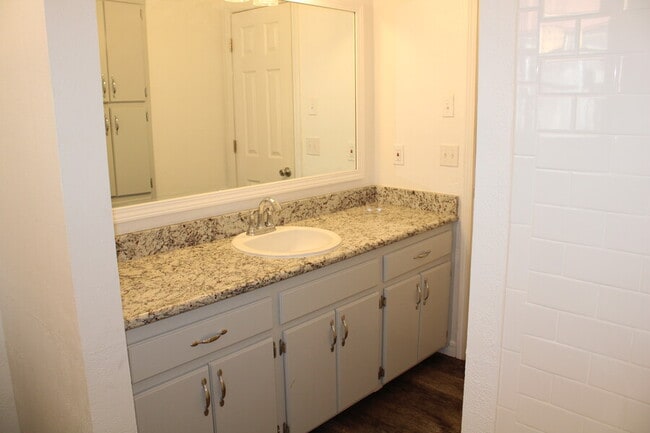 Photo - 1403 W Aries Rd