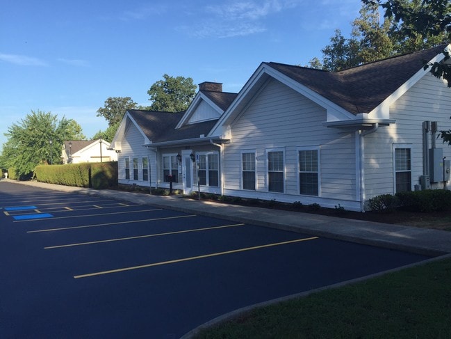 Photo - Collegewood Apartments, LLC