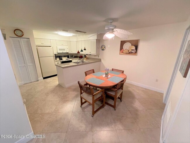 3291 River Villa Way