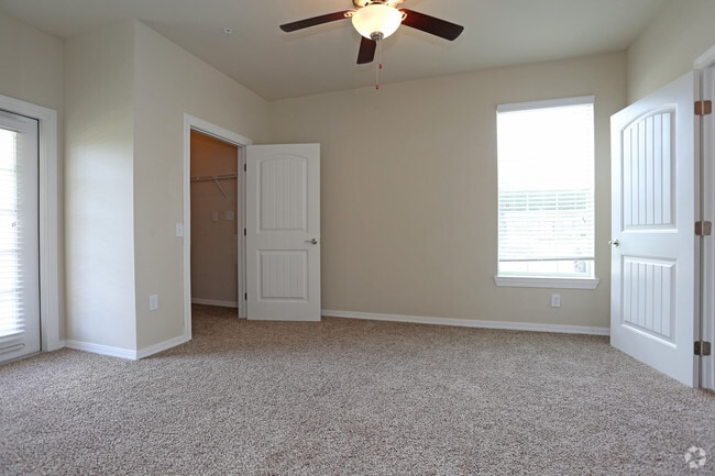 2 Br, Master Bedroom