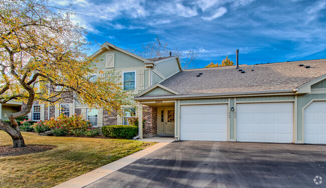 Building Photo - 248 Thornapple Ct Unit 248 Rental