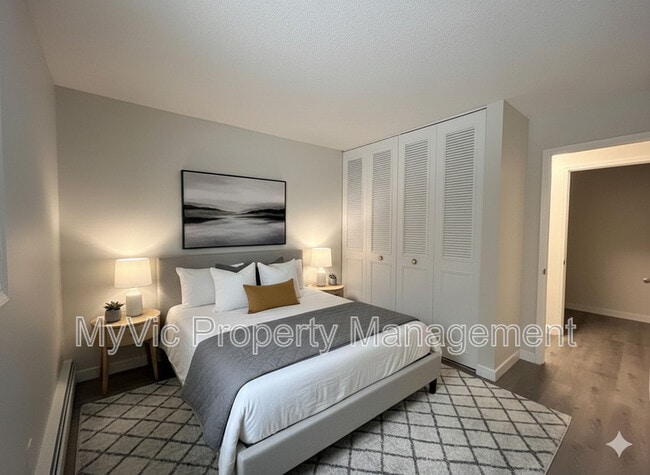 Photo - 9120-9149 149 St Unit Two Bed