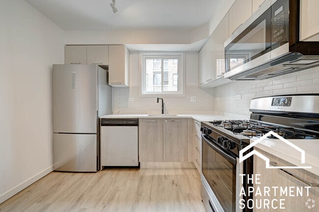 Building Photo - 7621 N Sheridan Rd Unit 2H Rental