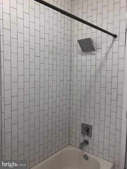 Photo - 5321 Reinhard St