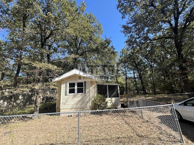 Photo - Cozy 1 Bedroom 1 Bath Home with Big Yard!