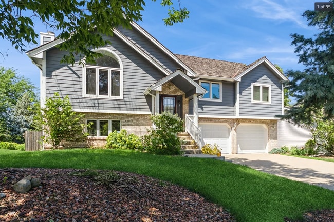 Photo - Desirable Clive Home with Easy Metro Access