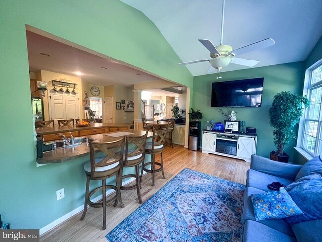 Photo - 144 Edgar Rd