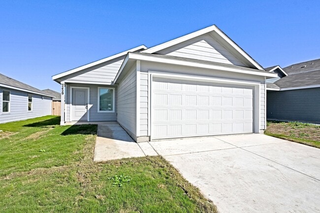 Building Photo - 2429 Legends Crk