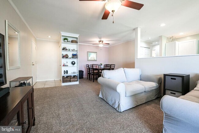 Photo - 543 Florida Ave Unit 202