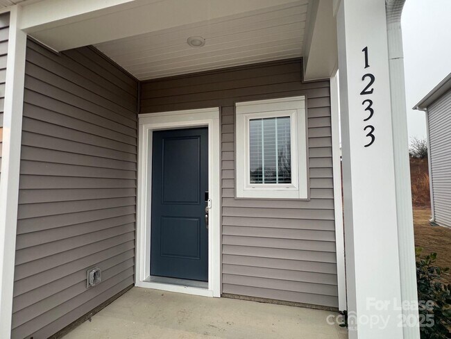 Photo - 1233 30th St Ln NE