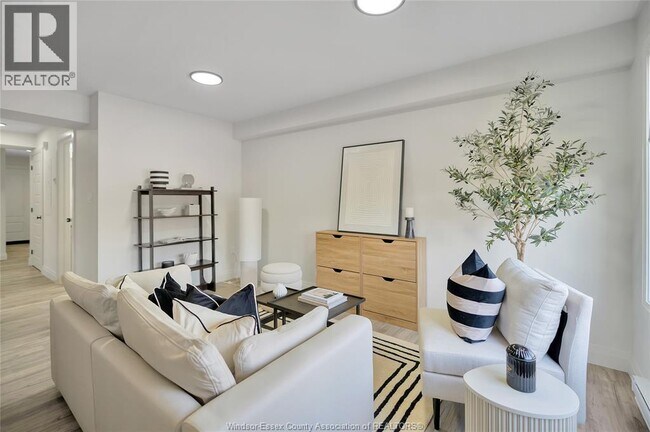 Photo - 515 Caron Ave Unité 1