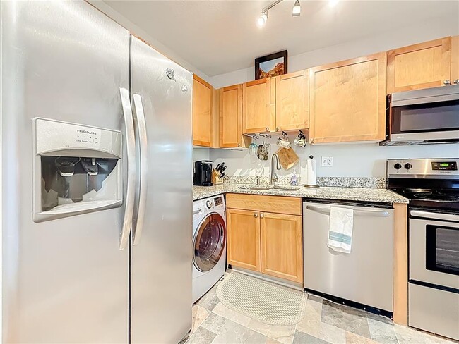 Photo - 3893 Pompano Dr SE Unit C