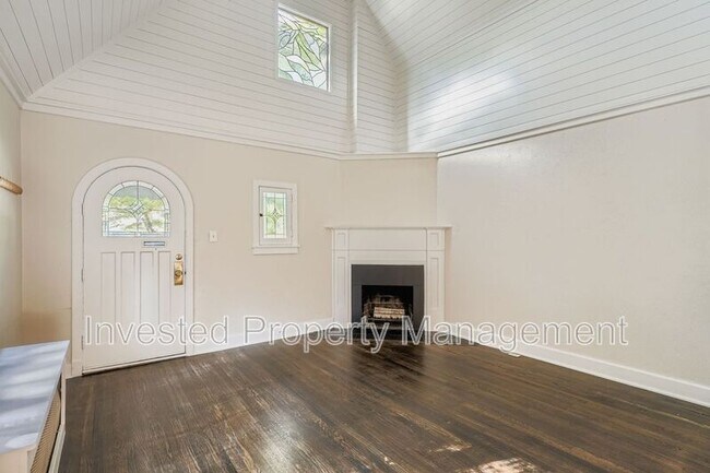 Photo - 1703 E 5th Ave