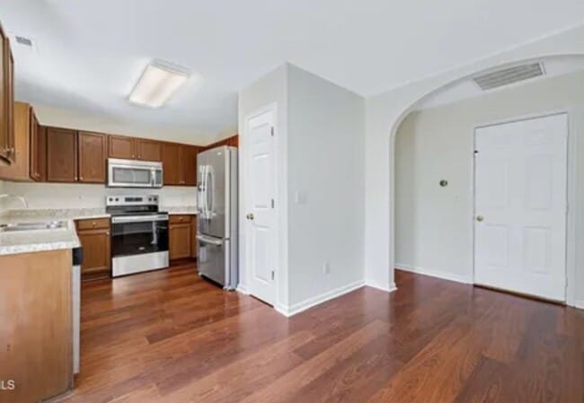 Photo - 102 Fallon Ct