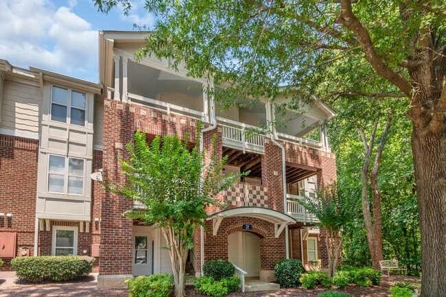 Building Photo - Waterfront Living at Its Finest - Beautifully Remodeled 3BR/2BA, 1st Floor, End Unit 52